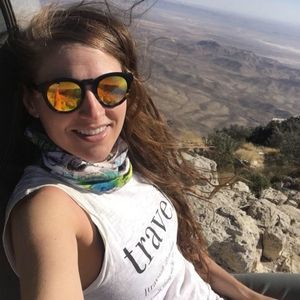 Meet your Posher, April